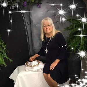 Meet your Posher, Renee